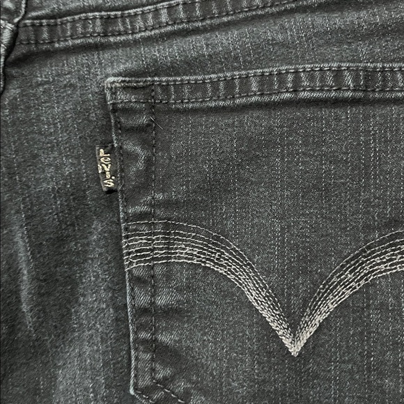 Levi’s | Black Perfectly Slimming Straight Leg Jeans - Picture 8 of 12